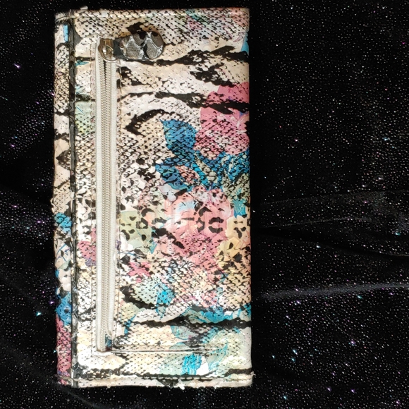 Multi Color Studded Wallet - Picture 4 of 16